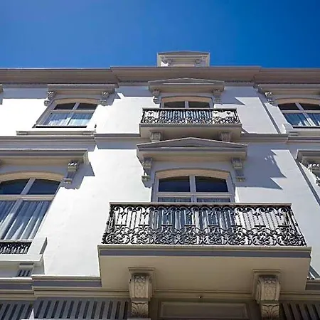 Hotel Armazens Cogumbreiro 3*